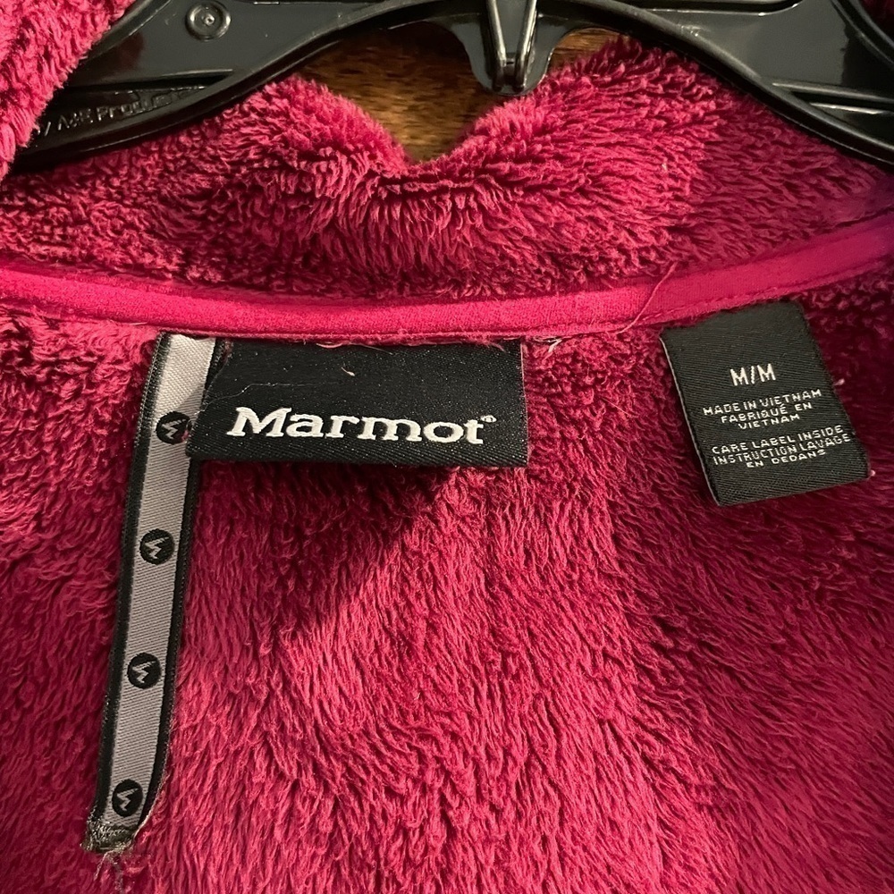 Women’s Marmot Hooded Fleece - Picture 3 of 8